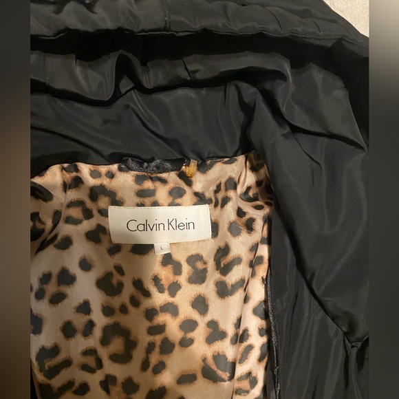 Calvin Klein black puffer down jacket size large - Picture 3 of 11